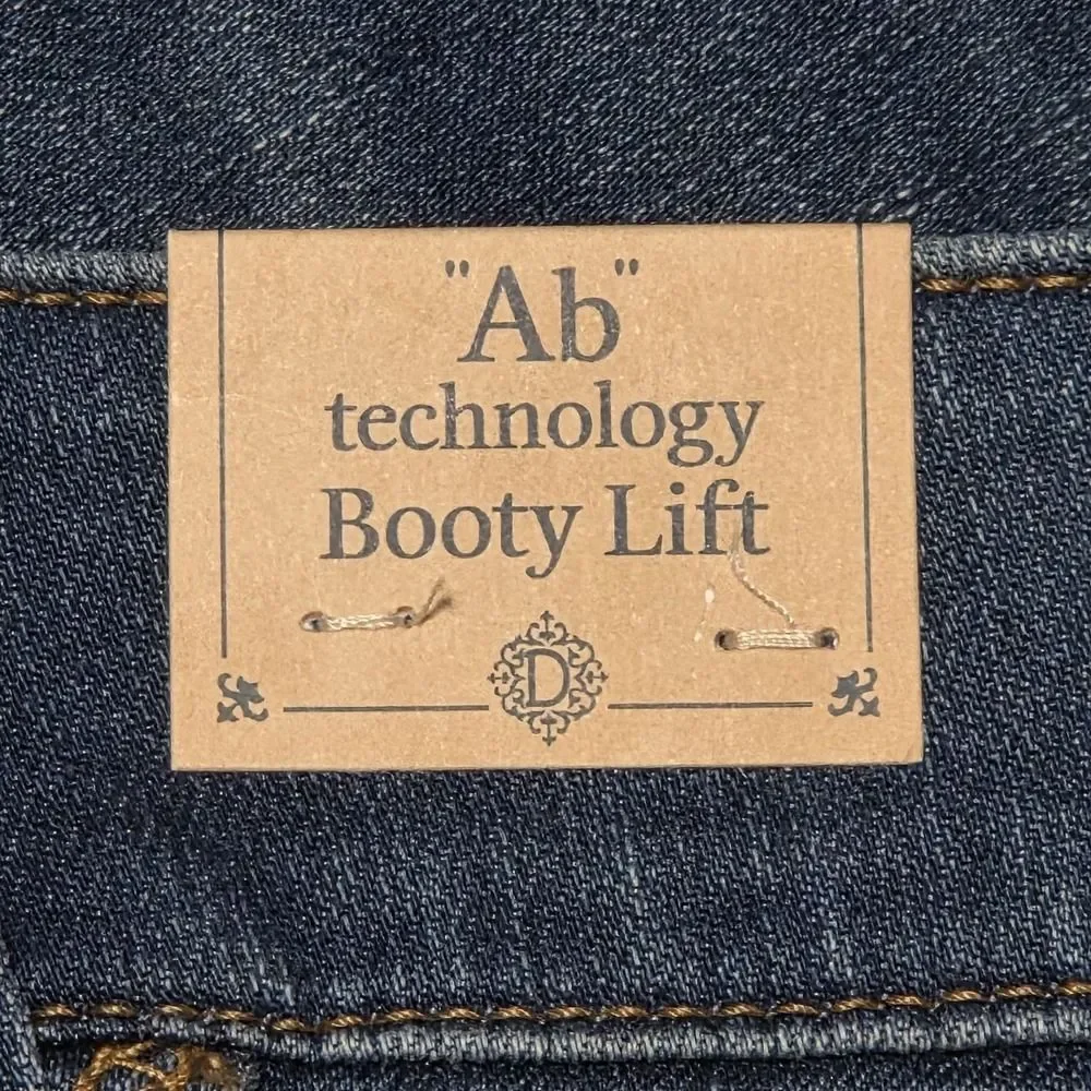 Democracy Destructed Denim Rolled Cuff Shorts Size 16 Blue Booty Lift Mold Hold